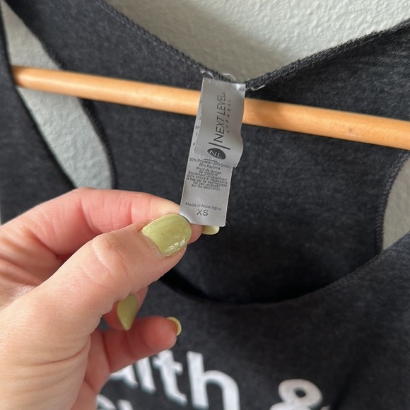 Country girl razorback - Picture 2 of 4